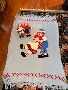 Vintage Handmade Raggedy Anne and Andy Blanket and dolls